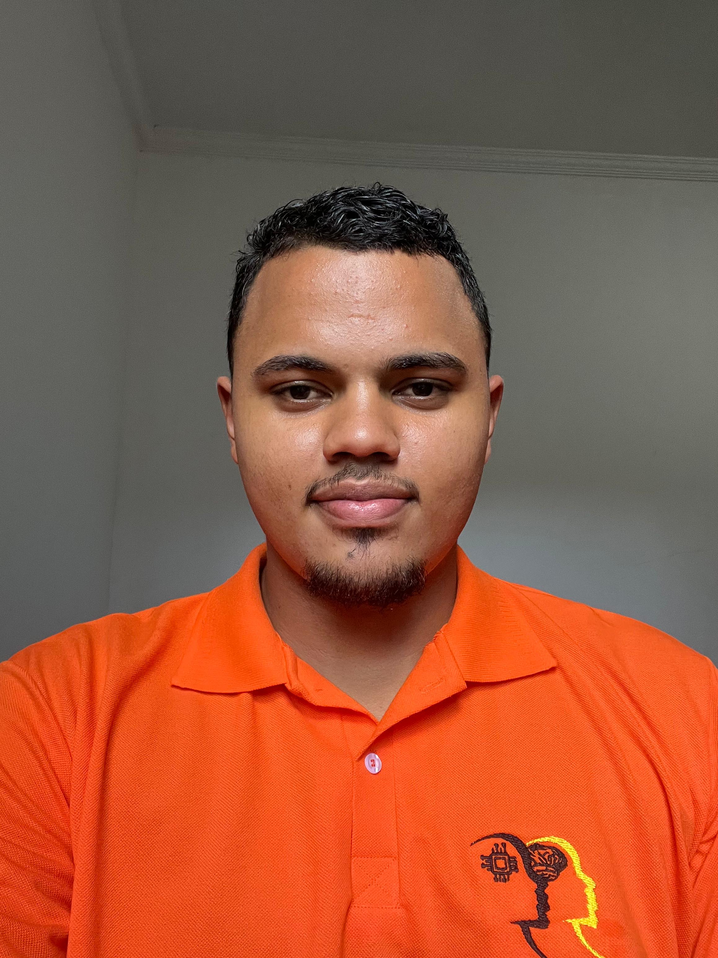 Foto de João Vítor - Pesquisador do Projeto Gêmeo Digital